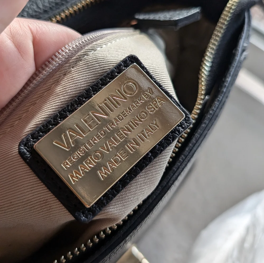 VALENTINO Black Claire Hand Bag - Picture 7 of 16